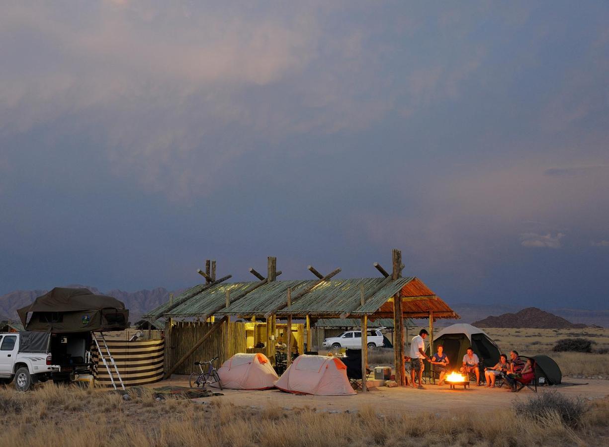 Sossus Oasis Campsite Сесрієм Екстер'єр фото